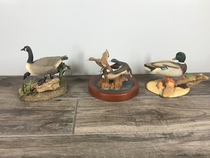 lot 392 image: 3 Duck & Goose Sculpture Figurines