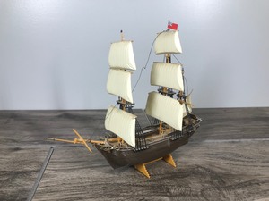 lot 415 image: H.M.S. Bounty Plastic Model Ship