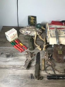 lot 453 image: Lot of Fishing, Hunting and Camping Items