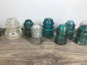 lot 457 image: Lot of Vintage Glass Insulators