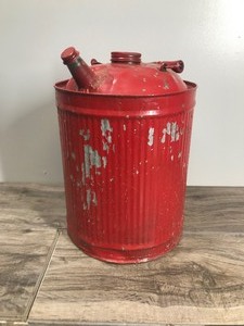 lot 467 image: Vintage Galvanized Steel Gas Can