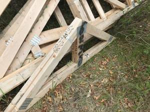 1 Set of 14 Valley Rafters