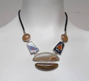 lot 22 image: Modernist Sterling Silver Necklace wDrusy Inlaid Lapis Tiger Eye etc