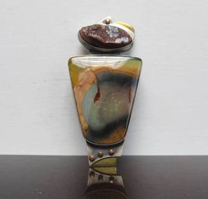 lot 54 image: Fantastic LARGE Sterling Silver Auntie Mame wThunder Egg & Morrisonite by 