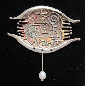 lot 4 image: Excellent Modernist Sterling Silver Brooch wPearl by Jim McConnell