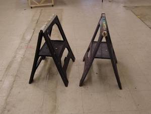 lot 19 image: Pair of sawhorses
