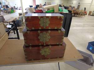 lot 48 image: Set of Three Beautiful Wood Trunks