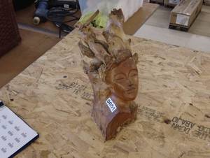 lot 51 image: Driftwood carved face- Super Unique
