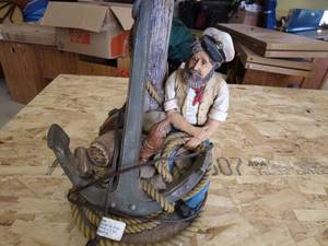 lot 135 image: Nautical Theme Table Lamp with Sailor Figure
