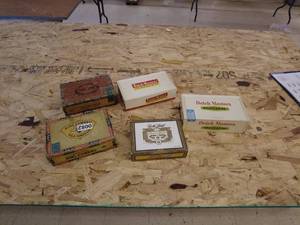 lot 82 image: Vintage Cigar boxes
