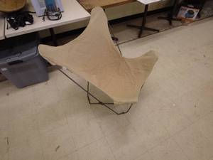 lot 109 image: Collapsible Folding Chair