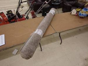 lot 197 image: New Plush rug 5x6