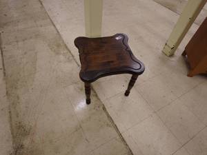lot 208 image: Vintage Wood Side Table with Carved Top Design