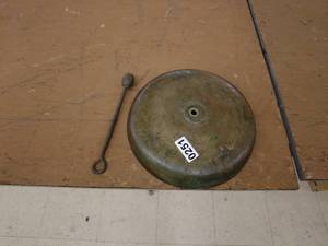 lot 251 image: Vintage Brass School Bell Gong