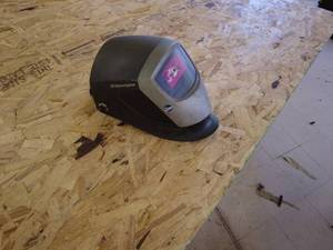 lot 270 image: 3M Speedglas Auto-Darkening Welding Helmet