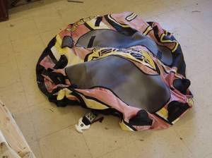 lot 279 image: Inflatable Towable Water Tube