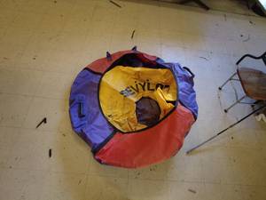 lot 281 image: Inflatable Towable Water Tube