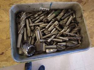 lot 294 image: Assorted Lot of Metal Cutting Tools