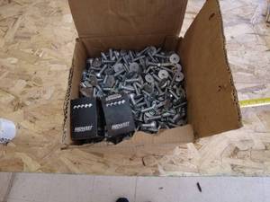 lot 301 image: Large Lot of Midwest Fasteners - Screws and Nuts
