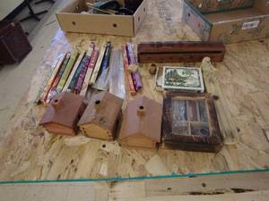 lot 356 image: incense sticks and burners