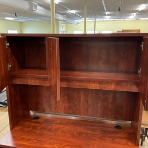 lot 4 image: Hardwood Desk. two piece. good shape