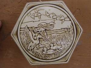 lot 234 image: waterfowl engraved container