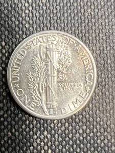 1943 US MERCURY DIME BU