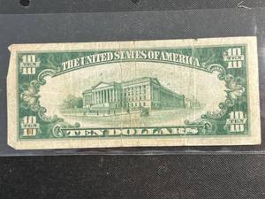 1928B US $10 REDEEMABLE IN GOLD FEDERAL RESERVE NOTE