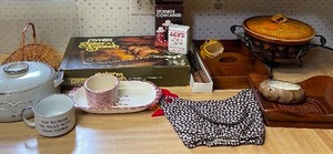 Vintage 70s Vibe Kitchen Lot-Pyrex in a Basket New in Sealed Box