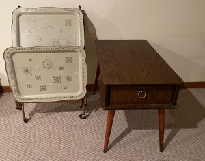Vintage Television TV Tray Set of Four with Stand and End Table