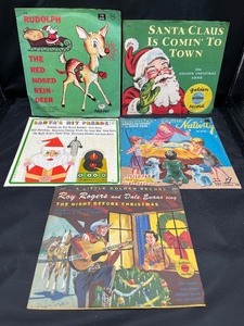 Five Vintage Christmas Records 45s Roy Rogers and Dale Evans, Rudolph