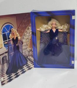lot 37 image: Sapphire Dream Barbie NIB First in a Series 1995