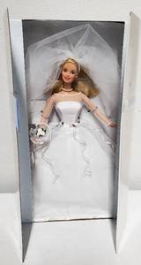 lot 53 image: Blushing Bride Barbie NIB 1999