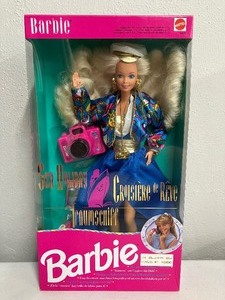 lot 115 image: Sea Holiday Barbie NRFB 1992