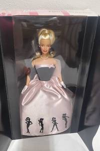 lot 141 image: Timeless Silhouette Barbie NIB