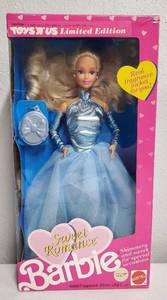 lot 190 image: 1991 Toys R Us Sweet Romance Barbie NRFB