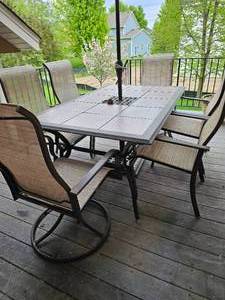 lot 9 image: Hampton Bay 8 Piece Patio Set with Umbrella Seats 6 People