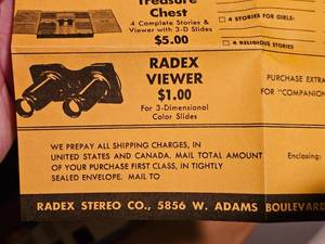 lot 38 image: 1940s Radex Gem Stereo Viewer with The Pied Piper 3D Story Cards