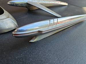 lot 73 image: Group of (3) Vintage Classic Car Hood Ornaments