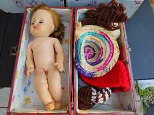 lot 78 image: Group of Vintage Dolls & (1) Antique Doll & Accessories Horsmann, Armand Marseille