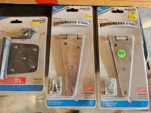 lot 82 image: LARGE Group of Hinges, Hardware, Gate Latches, etc - Approx 20 pieces