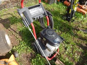 lot 5 image: Excell 2500 PSI 2.2 GPM pressure washer with Honda 5.5 horse works