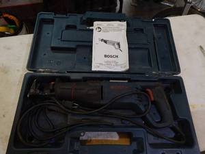 lot 18 image: Bosch Bulldog 11224vsr roto-hammer