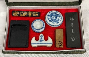 lot 123 image: Asian Writing Set