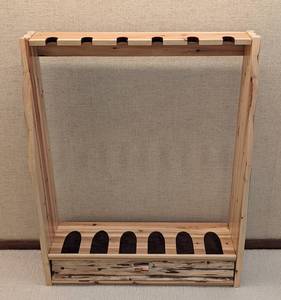 lot 31 image: Rush Creek Pine 6-Gun Storage Rack