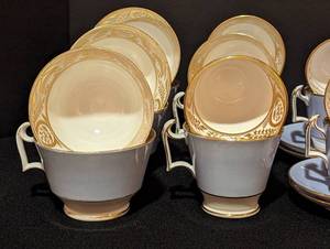 lot 55 image: Assorted Spode Teacups, Demitasse and Espresso Cups