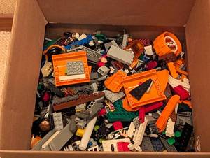 lot 59 image: Huge Assortment of Legos