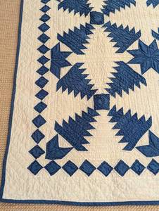 lot 169A image: Judi Boisson Pineapple Log Cabin Quilt