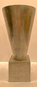 lot 94 image: Large Heavy Vessel  Vase