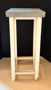 lot 66 image: Metal Top Plant Stand